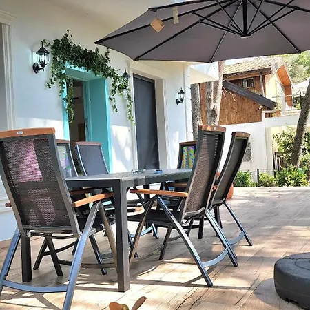 Cozy Pinetrees House Casa de Férias